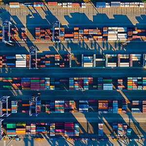 Container in einem Hafen