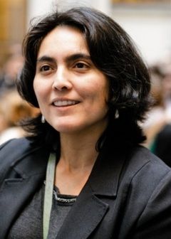 Profilfoto von Johanna Arriagada Díaz, Projektkoordinatorin für Low Emission Capacity Building (LECB), Fachbereich Klimawandel, Umweltministerium, Chile; Foto: GIZ / Reinaldo Coddou