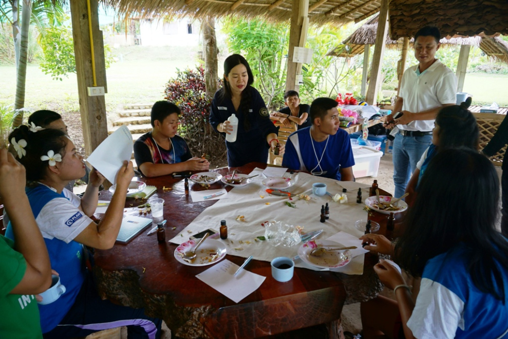Catherine Sarah Young at a workshop on climate change adaptation and art in Chiang Mai; photo: © Plan International Thailand