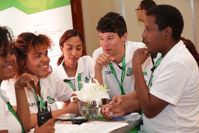 Students from various Universitites as volantary support staff during the event; photo: GIZ. Students from various Universitites as volantary support staff during the event; photo: GIZ.