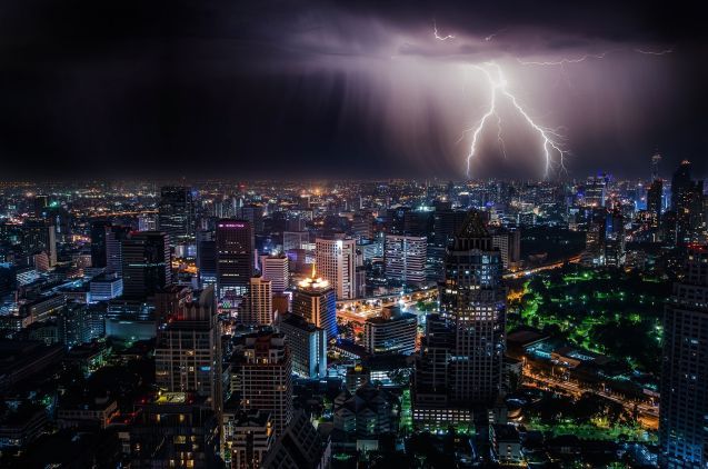Thunderstorm in the city; Photo: Pixabay https://pixabay.com/en/lightning-city-night-sky-weather-1082080/