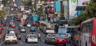 Stark befahrene Straße in Costa Rica; Foto: Pablo Cambronero/GIZ