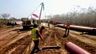 Bau einer Pipeline in Kolumbien; Foto: Christian Roman