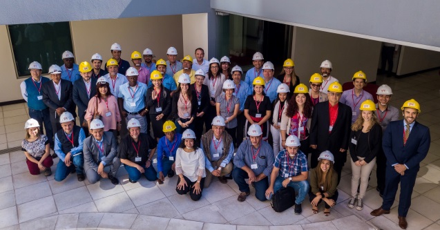 50 Expertinnen und Experten aus 17 Ländern in Lateinamerika und der Karibik tauschten in Costa Rica Erfahrungen in der Verwendung natürlicher Kältemittel als energieeffiziente und klimaschonende Alternative aus; Foto: Gianfranco Vivi/GIZ