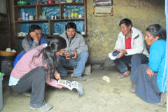 Hilario explains the bears' habits to the villagers