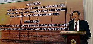 Herr Hieu Khac Nguyen, Stellvertretender Generaldirektor der Abteilung für Klimawandel (Ministerium für Umwelt und Natürliche Ressourcen Vietnam) während der Eröffnungsrede; Foto: Tran Ha Ninh/ Department of Climate Change, Ministry of Natural Resources and Environment of Viet Nam.t
